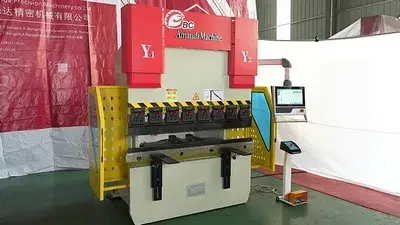 Plegadora CNC Electrohidráulica