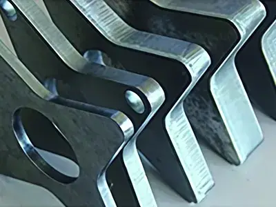 Corte de acero al carbono